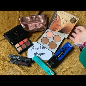 Makeup bundle